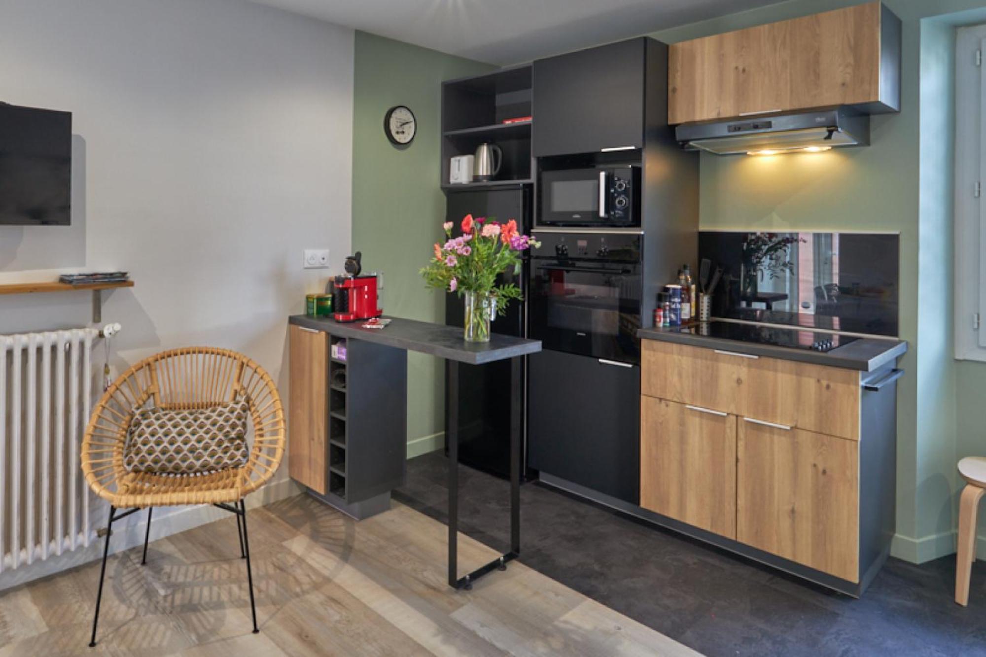 Centre ville à pied Appt avec SAUNA, Linge, Wifi, Stationnement Gratuit Vannes Exterior foto